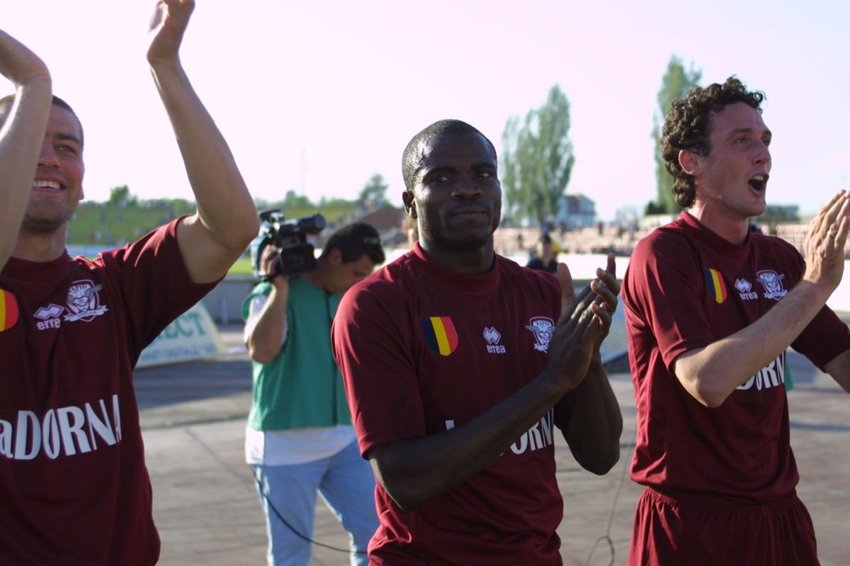 Henry Makinwa - nigerianul campion cu Rapid în 2003