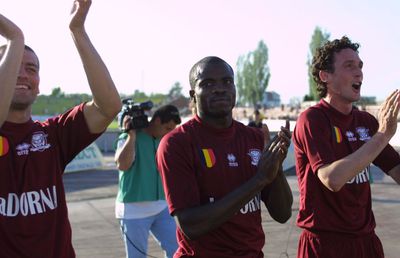 Mesajul nigerianului campion în Giulești în 2003: „Rapidule, haide că se poate să luați titlul!” + Ce îi transmite lui Copos și ce informație l-a șocat