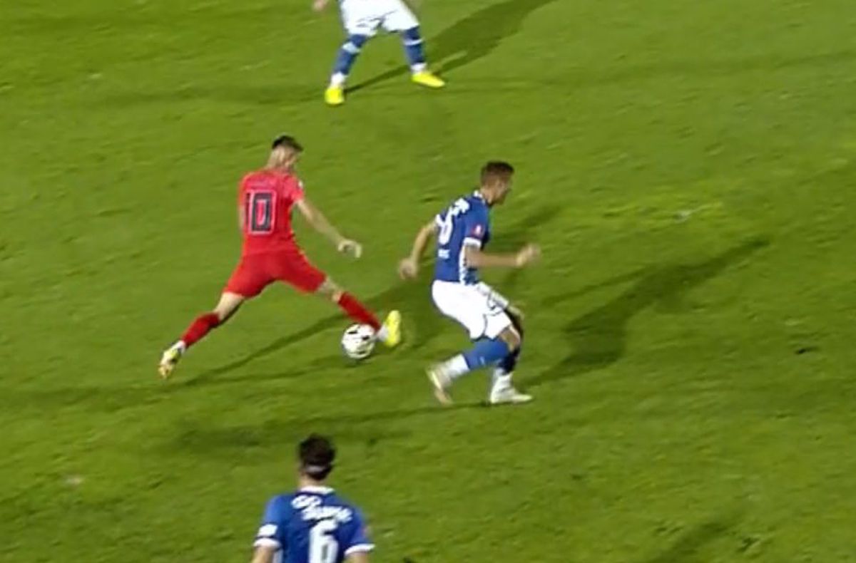 A urlat de durere! Accidentare urâtă în Farul - FCSB » A ieșit cu targa de pe teren și a izbucnit în lacrimi