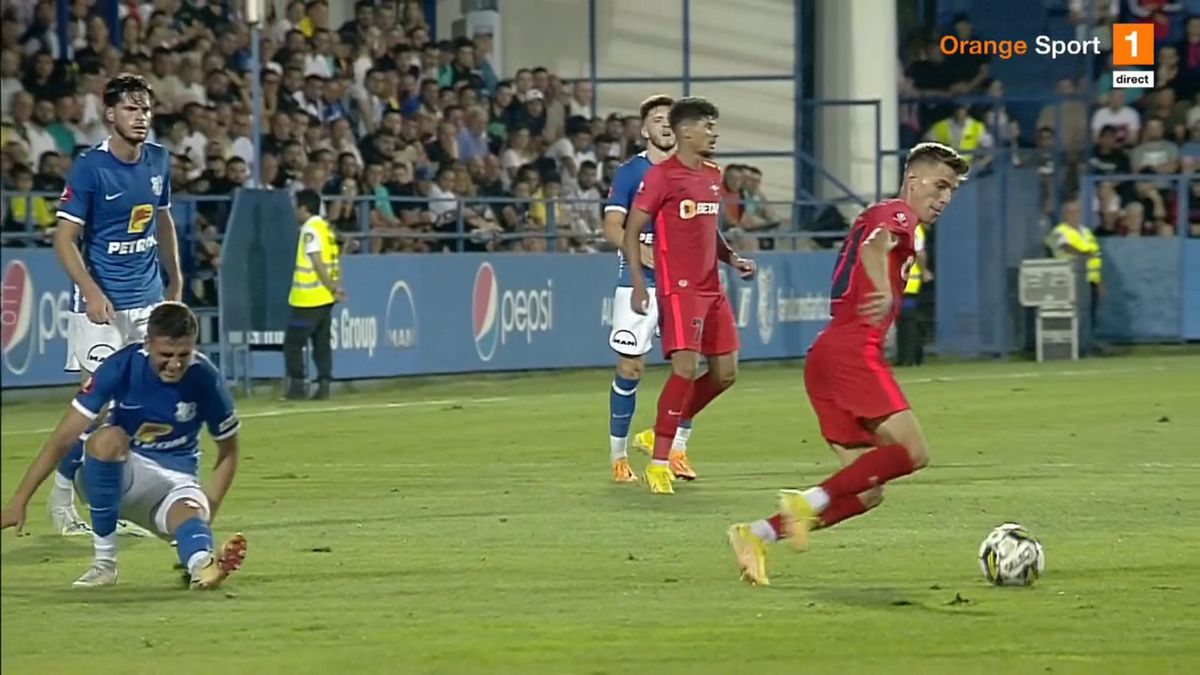 A urlat de durere! Accidentare urâtă în Farul - FCSB » A ieșit cu targa de pe teren și a izbucnit în lacrimi