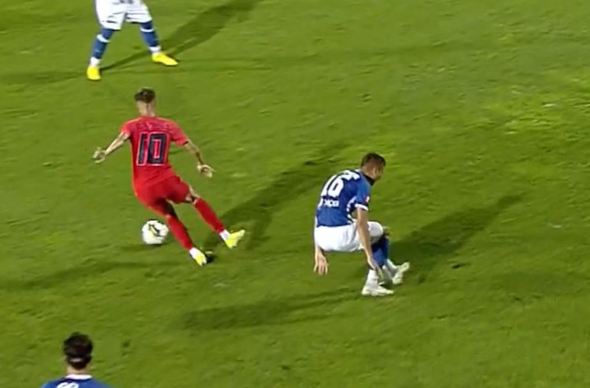 A urlat de durere! Accidentare urâtă în Farul - FCSB » A ieșit cu targa de pe teren și a izbucnit în lacrimi