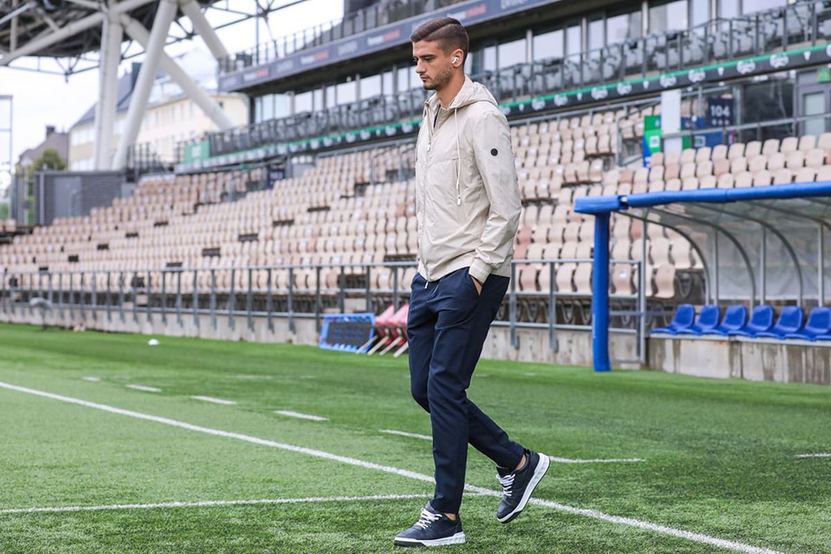 Ne-au scos și finlandezii » Farul e eliminată în play-off-ul Conference League, după o prestație jenantă pe sinteticul din Helsinki