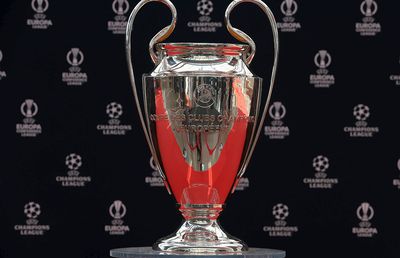 Tabloul complet al grupelor Champions League » Bayern - Manchester United, Napoli - Real Madrid și o „grupă a morții” cu PSG și Milan