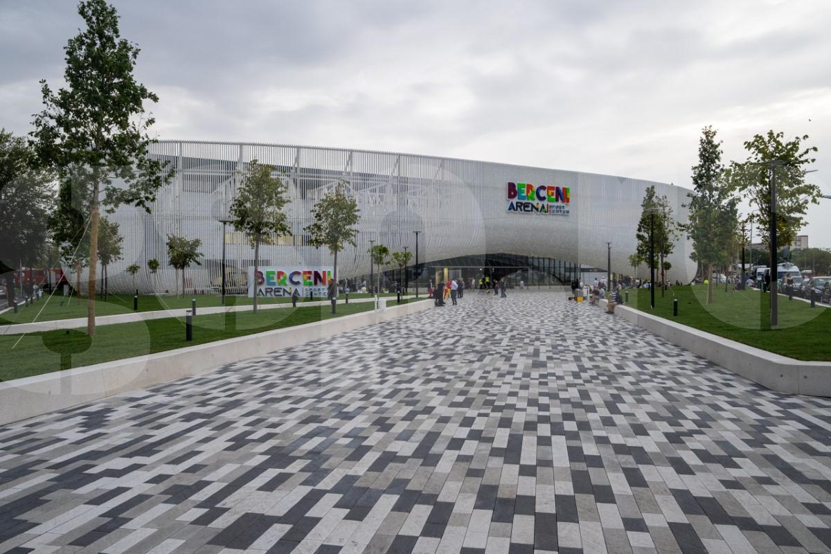 Arena de 10 milioane de euro din România își schimbă denumirea: va purta numele unei legende