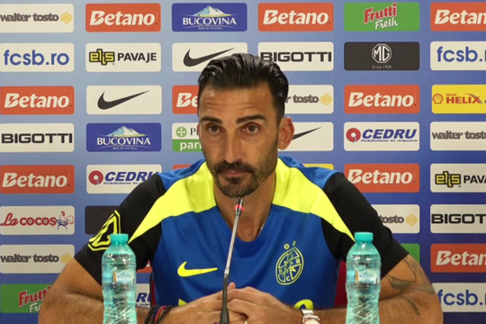 Elias Charalambous (43 de ani, antrenorul de la FCSB, a susținut conferința premergătoare meciului cu UTA Arad, care se va juca duminică, 1 septembrie, de la 21:30.