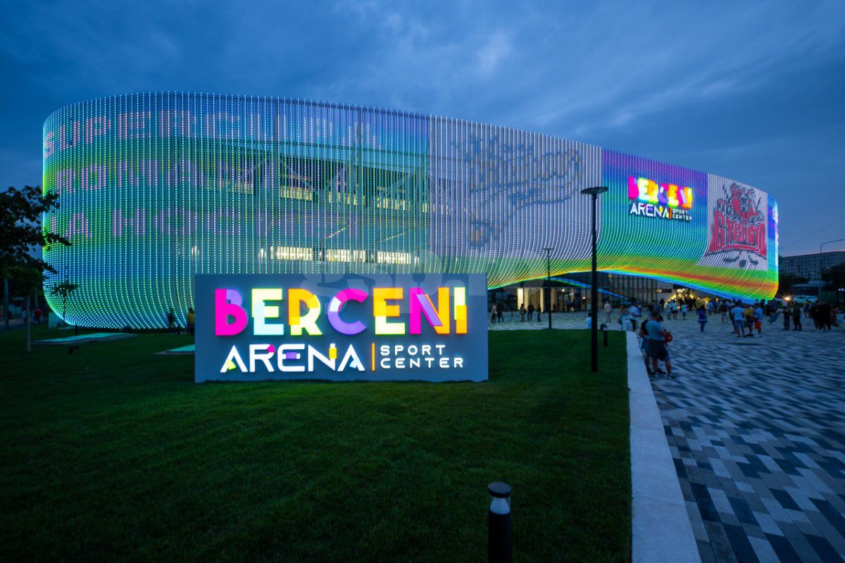 Berceni Arena, inaugurat de Supercupa României la hochei! Halep, Țiriac și Lipă prezenți: imagini spectaculoase cu noul patinoar