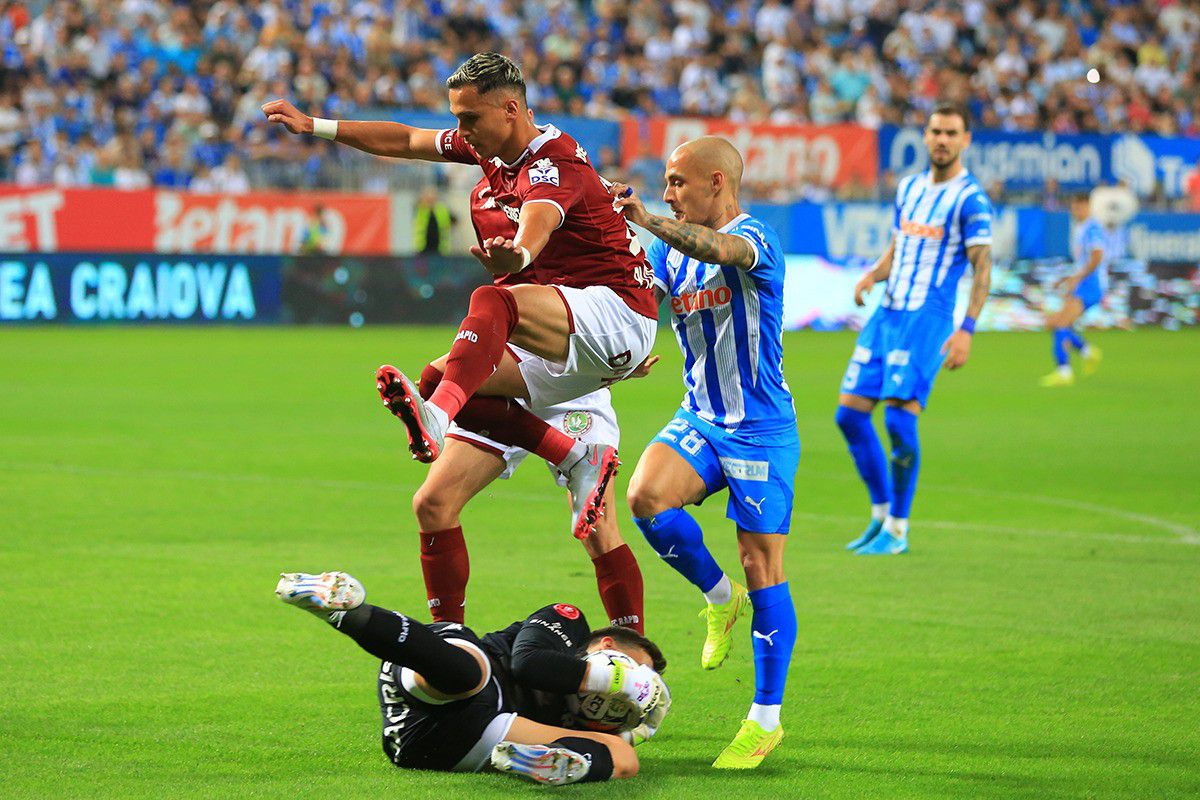 Universitatea Craiova - Rapid, imagini din meci // foto: Ionuț Iordache (GSP)