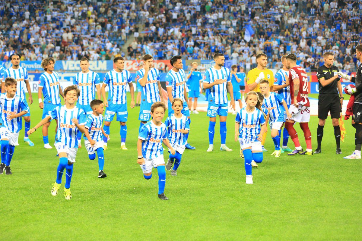 Universitatea Craiova - Rapid, imagini din meci // foto: Ionuț Iordache (GSP)