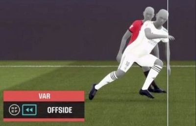 Mbappe contestă VAR-ul, după ce Real Madrid a avut TREI goluri anulate! Imaginea postată de francez