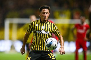 Moruțan s-a accidentat, fanii au declanșat un scandal uriaș la final: „Scoateți-vă tricourile!” » Fostul antrenor al Craiovei, băgat în ședință de președinte