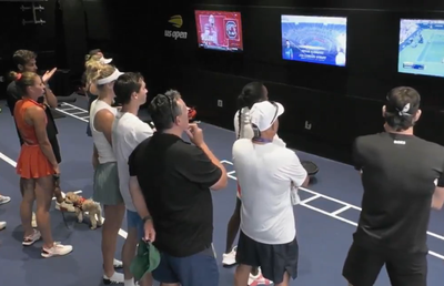 Meci EPIC în optimi la US Open » Jucătorii s-au oprit din încălzire și au urmărit tie-break-ul istoric din vestiare! 8 mingi de meci salvate