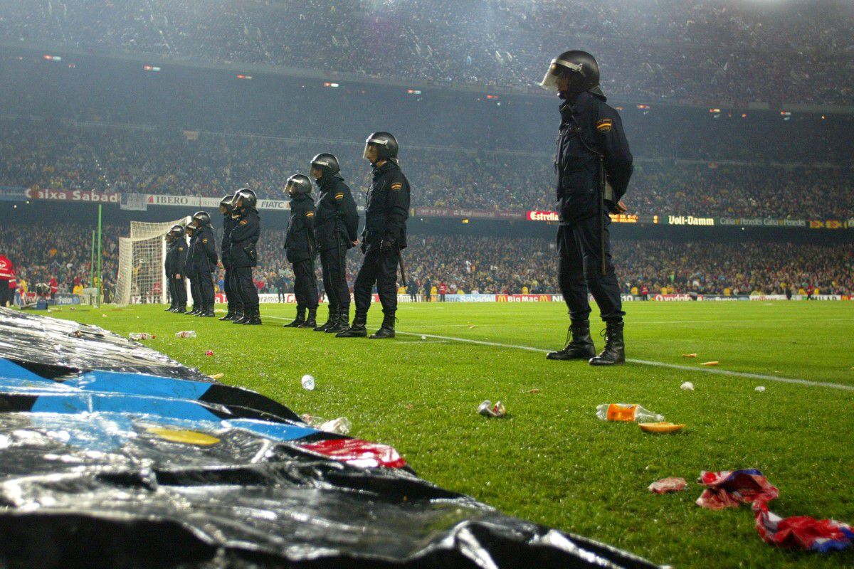 Luis Figo și consecințele trădării care a șocat fotbalul: l-au țintit cu un cap de porc! Pe 15 septembrie, îl reîntâlnește pe Gică Hagi