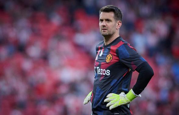 Onana, Bayindir sau....? Pe cine vor jucătorii în poarta lui Manchester United!