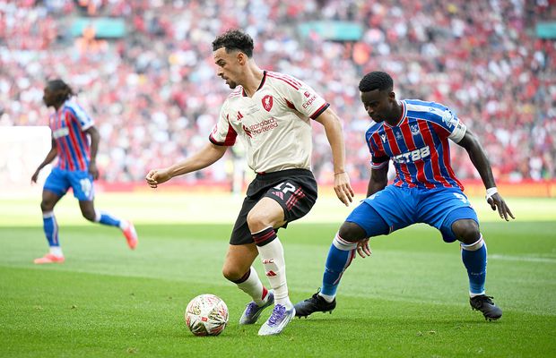 Liverpool a pus pe masă 40 de milioane de euro pentru căpitanul din Premier League