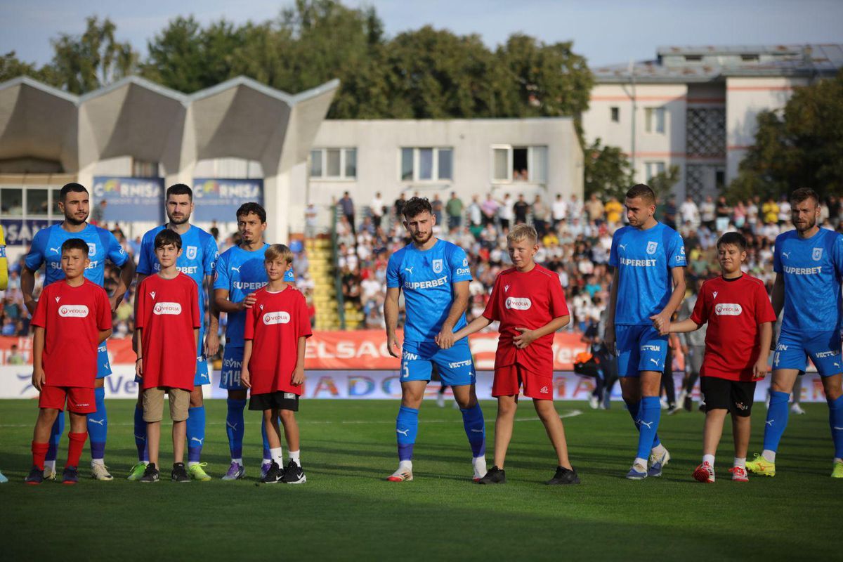 FC Botoșani - CS Universitatea Craiova: cele mai tari imagini ale partidei din Moldova