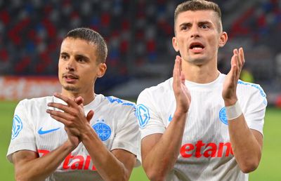 FCSB, alegere complicată: sacrifică doi fotbaliști de top