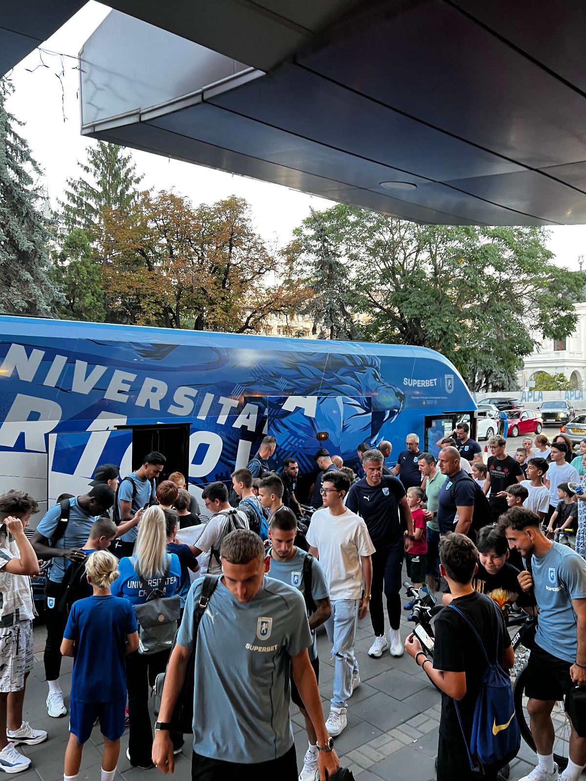 Primire de eroi la Botoșani pentru „leii” din Bănie, după calificarea în grupa Conference League