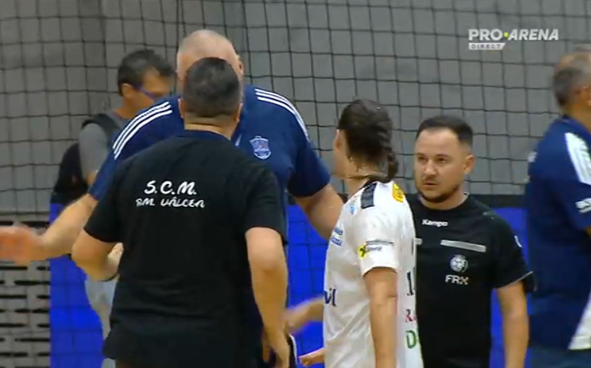 Scandal după debutul cu eșec! Florentin Pera a sărit la oficiali: a fost oprit de propriile handbaliste » Toate rezultatele etapei + Clasamentul