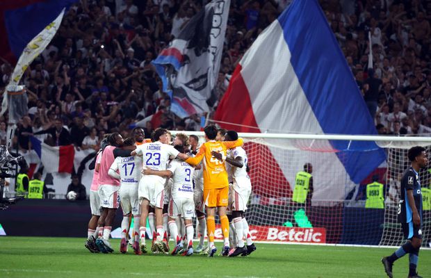 Olympique Lyon învinge Marseille cu un autogol pe final de derby. Clasamentul în Ligue 1