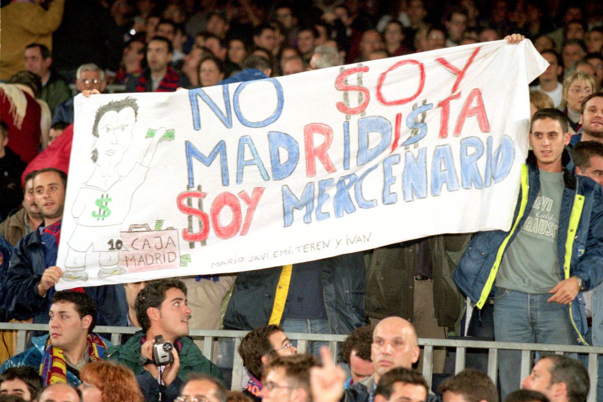 Luis Figo și consecințele trădării care a șocat fotbalul: l-au țintit cu un cap de porc! Pe 15 septembrie, îl reîntâlnește pe Gică Hagi