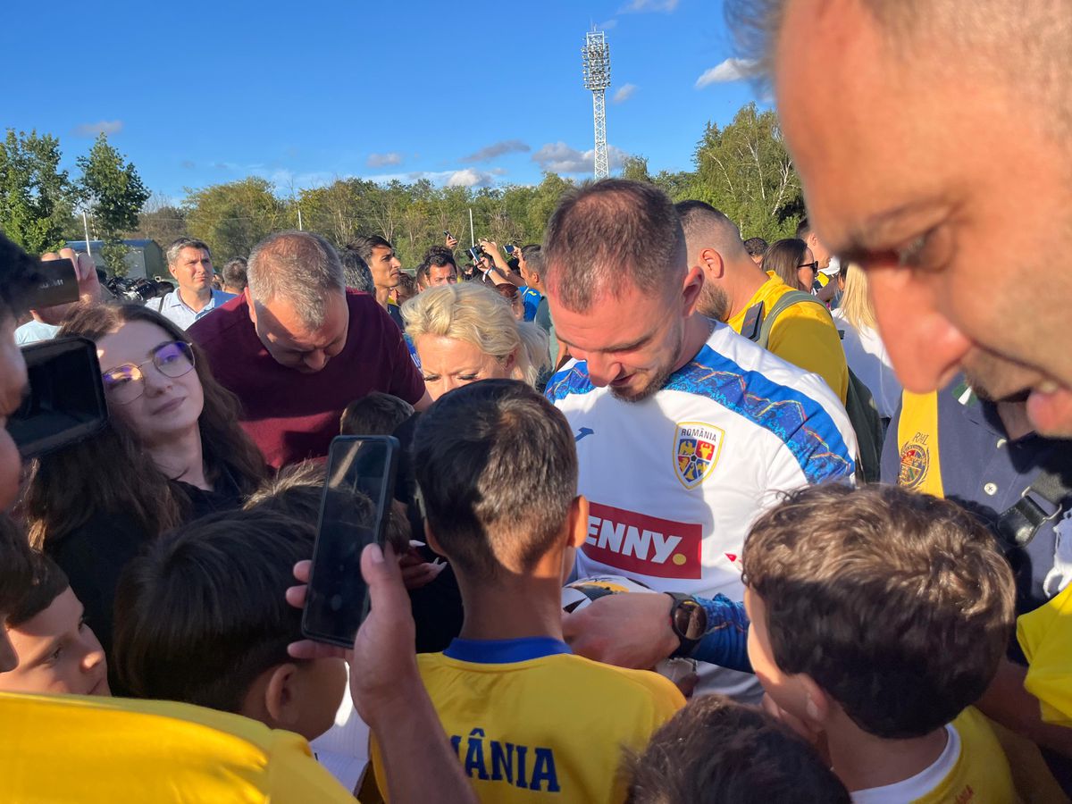 Mircea Lucescu a sunat adunarea! Primii „tricolori” veniți la lot pentru meciurile României din septembrie + Decizia luată de FRF