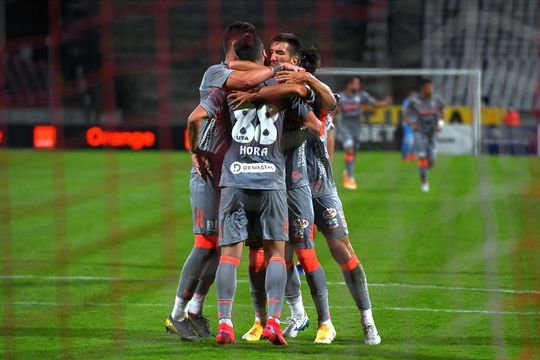 FC Botoșani și UTA s-au înfruntat în runda cu numărul 9 din Liga 1. Arădenii au câștigat, scor 3-2, și se clasează pe poziția a 5-a, cu 14 puncte.