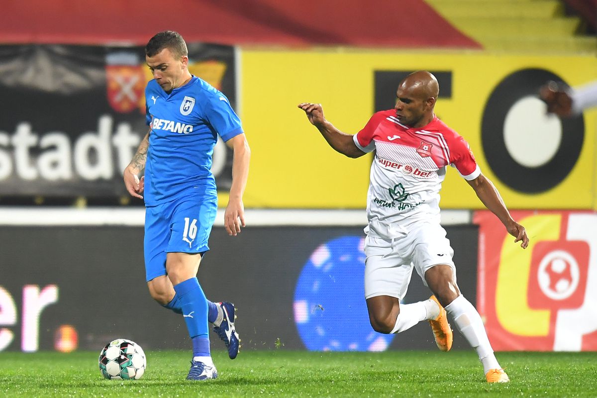 Penalty contestat de Craiova în meciul cu Hermannstadt! Marcel Bîrsan nu a stat pe gânduri