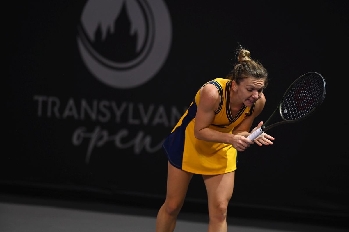 Anett Kontaveit, după triumful de la Transylvania Open: „Simona, ai fost un model pentru mine! E o onoare să împărțim terenul”