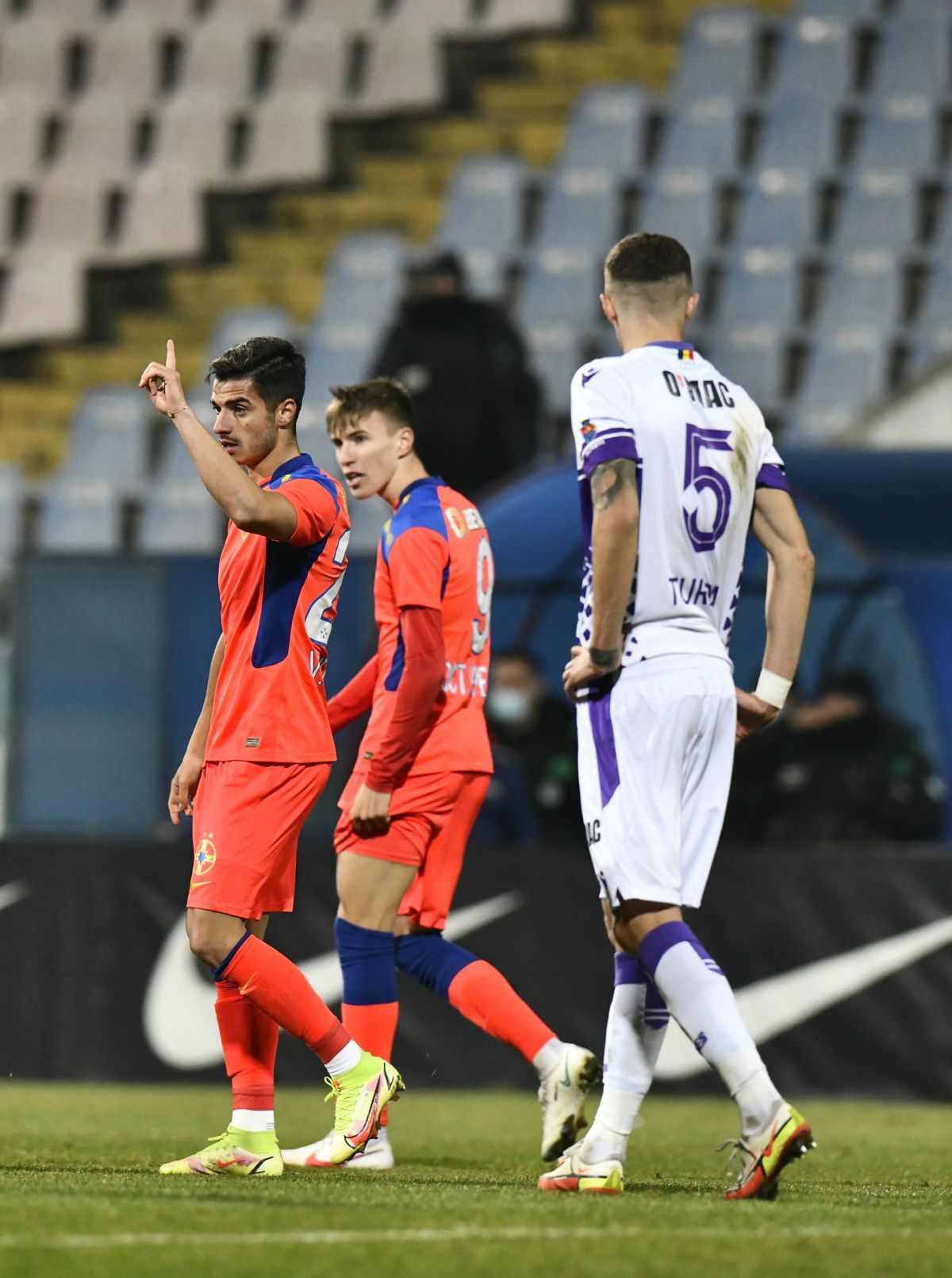 Jean Vlădoiu nu a fost impresionat de FCSB, dar a simțit jucătorul-problemă: „Le-am zis de când l-am văzut” + pe cine propune la națională