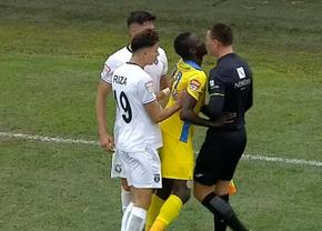ROȘU pentru rasism! Derby-ul Astra - Petrolul, întrerupt minute bune » Reacția jucătorului eliminat
