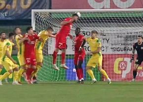CS Mioveni - Hermannstadt 0-2 » Sibienii câștigă după 4 etape și suflă în „ceafa” Craiovei!