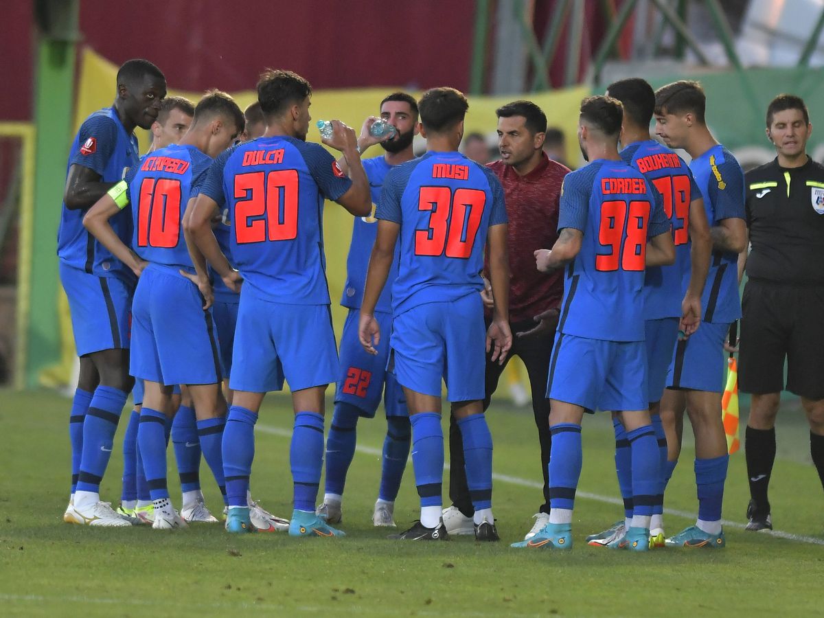 Conflict în vestiarul celor de la FCSB » Gigi Becali: „Am înțeles că s-a certat cu Dică! Foarte bine i-a făcut”