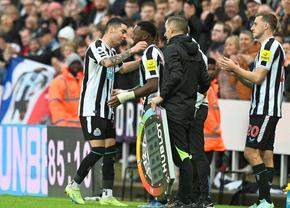 Newcastle a făcut 6 schimbări în meciul cu Aston Villa » De ce i-a permis regulamentul