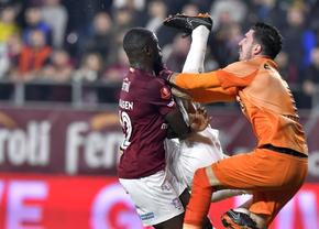 Verdictul lui Porumboiu după penalty-urile date la Rapid - CFR Cluj: „De ce a căzut? A avut cădere de calciu?”