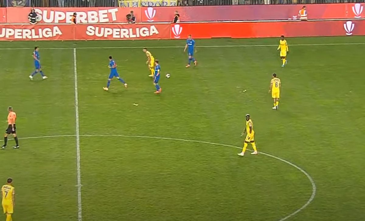 Faza din Petrolul - FCSB care l-a înfuriat pe Panduru: „Ăștia suntem. Șmecheria o știm”