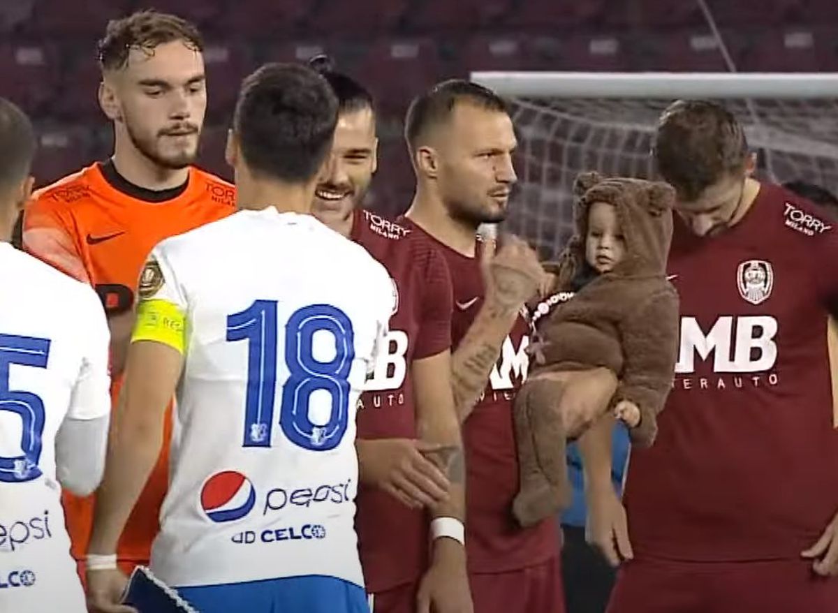 Vasile Mogoș, cu copilul la CFR Cluj - Farul