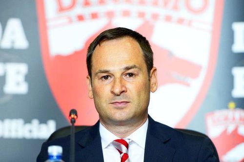 Ionuț Negoiță (49 de ani), fostul patron al „câinilor” este îngrijorat de situația în care se află Dinamo, atât din punct de vedere sportiv, cât și financiar.