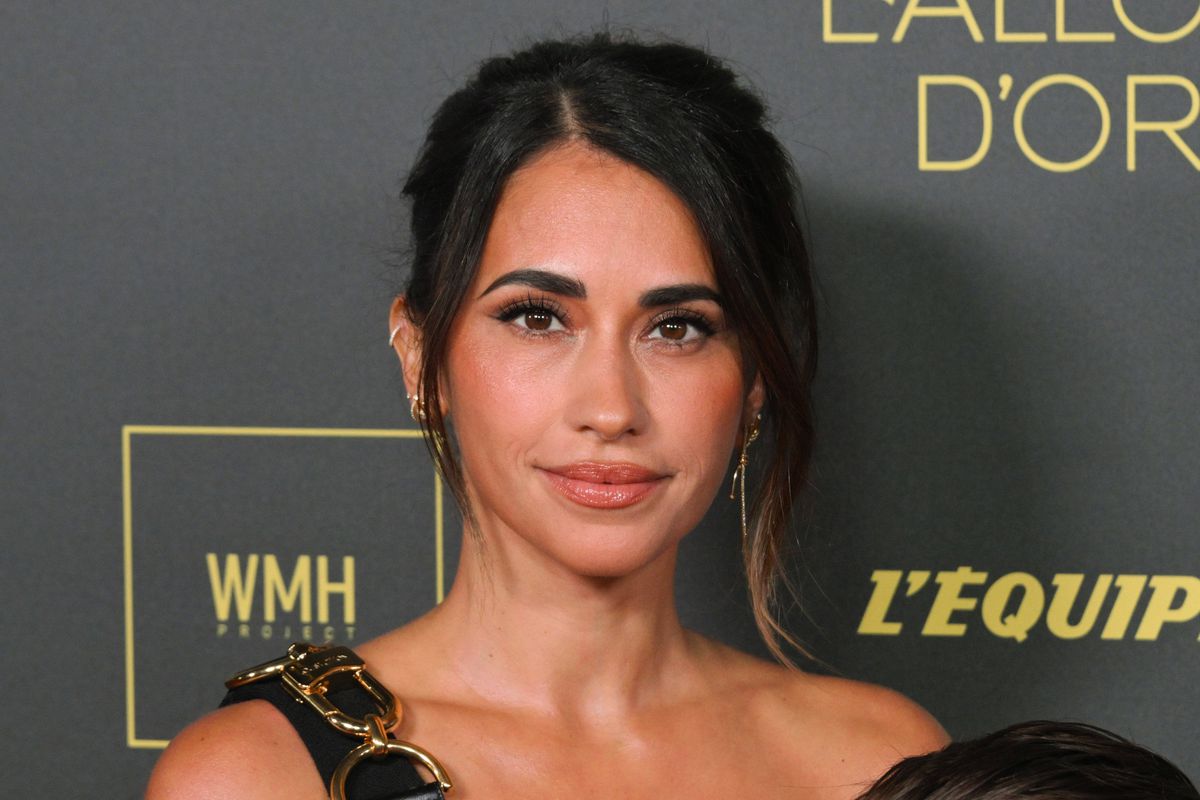 Toate camerele TV au fost pe Antonela Roccuzzo, imediat după supergolul lui Messi din PSG - Lille