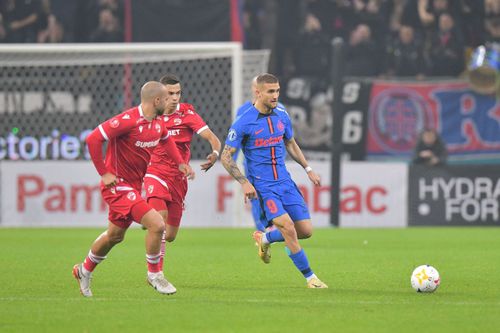 Daniel Bîrligea, în Dinamo - FCSB // foto: Cristi Preda (GSP)