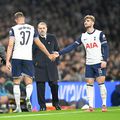 Micky van de Ven a ieșit accidentat în Tottenham - Manchester City // foto: Guliver/gettyimages