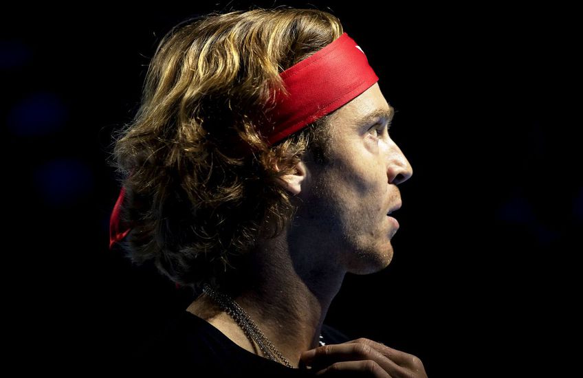 Andrey Rublev în timpul meciului cu Francisco Cerundolo de la Paris Foto: Imago