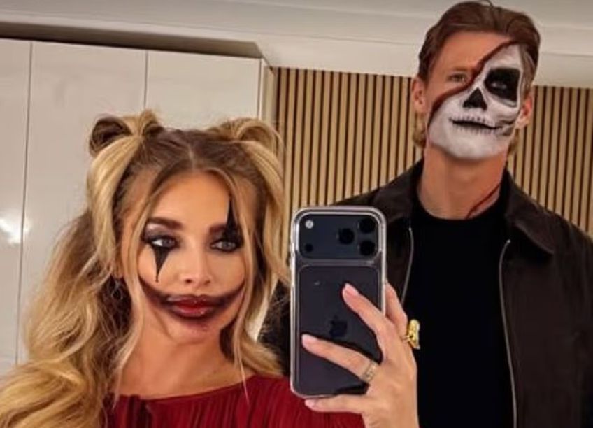 Scott McTominay a pozat cu logodnica sa, Cam Reading, înainte de petrecerea de Halloween a lui Napoli / Foto: Instagram