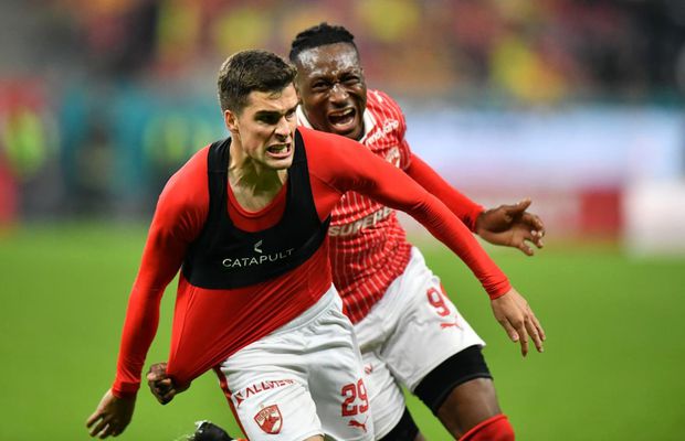 Golul care a declanșat nebunia pe Arenă » Reacția ireală a jucătorilor de la CFR la acțiunea spaniolului Soro