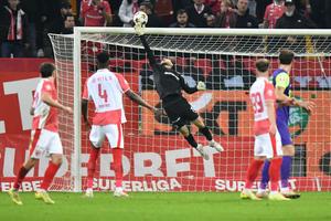 Îi cere plecarea de la Dinamo, după ultimul meci în Superliga