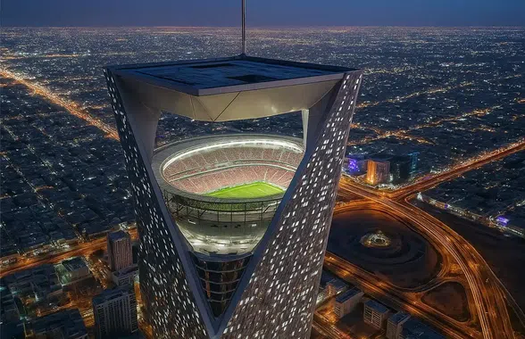 Farsa anului! 50 de milioane de oameni s-au păcălit cu stadionul suspendat » Imagini SF: cum ar fi arătat arena făcută cu inteligența artificială