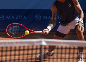 Un român, parte dintr-o rețea de trucare a meciurilor de tenis, a fost ARESTAT » În total, 15 persoane au fost reținute