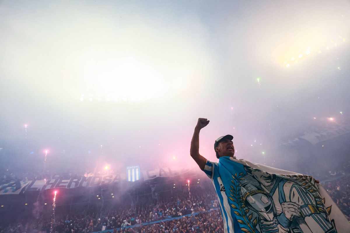 Spectacol în tribune, dramă pe teren » Semifinalele din Copa Libertadores nu au dezamăgit: show electrizant cu sute de torțe și o remontada de neuitat