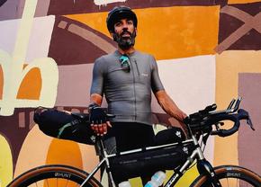 Închis în Rusia pentru că a trecut ilegal frontiera, ciclistul Sofiane Sehili și-a spus povestea: „Am simțit o frică paralizantă. Erau 7 deținuți care se uitau la mine”