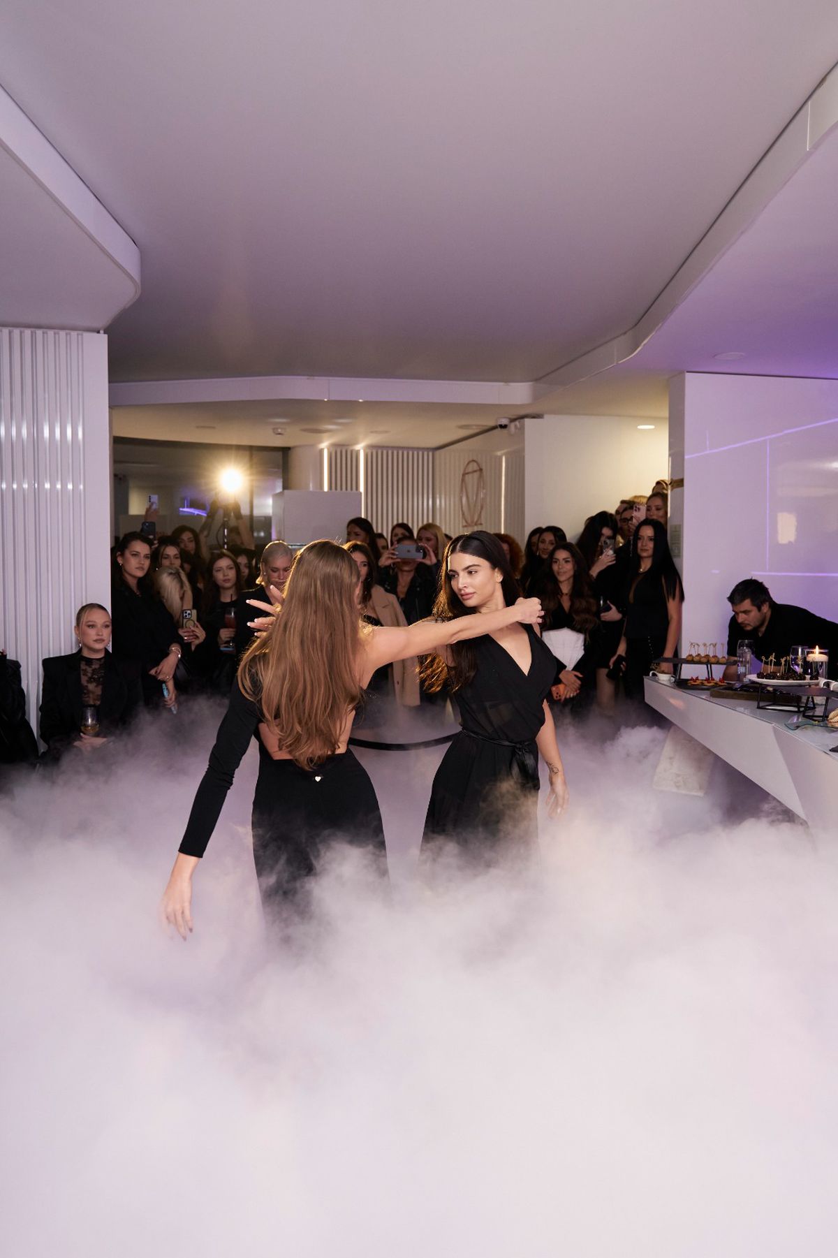 SWISS CLINICS sărbătorește 10 ani de excelență în medicina estetică