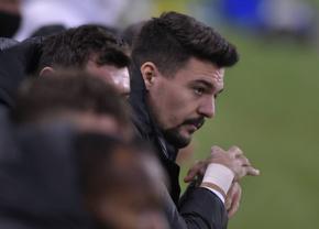 Adrian Petre, autoironie de Halloween: „Anul ăsta mă deghizez în titular, că rezervă sunt de doi ani încoace”